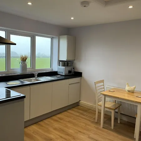 - Mount Pleasant Farm *